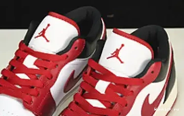Black Toe Jordan 1  Low Retro Reverse 0423